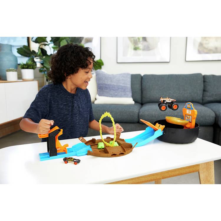 Hot Wheels Stunt Tyre Launcher Playset with Tiger Shark monster truck, imported from the UK