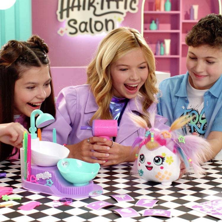 Airbrush Plush Hair'iffic Salon toy with airbrush and accessories, UK version