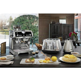 De'Longhi stainless steel kettle 1.7L, imported from the UK