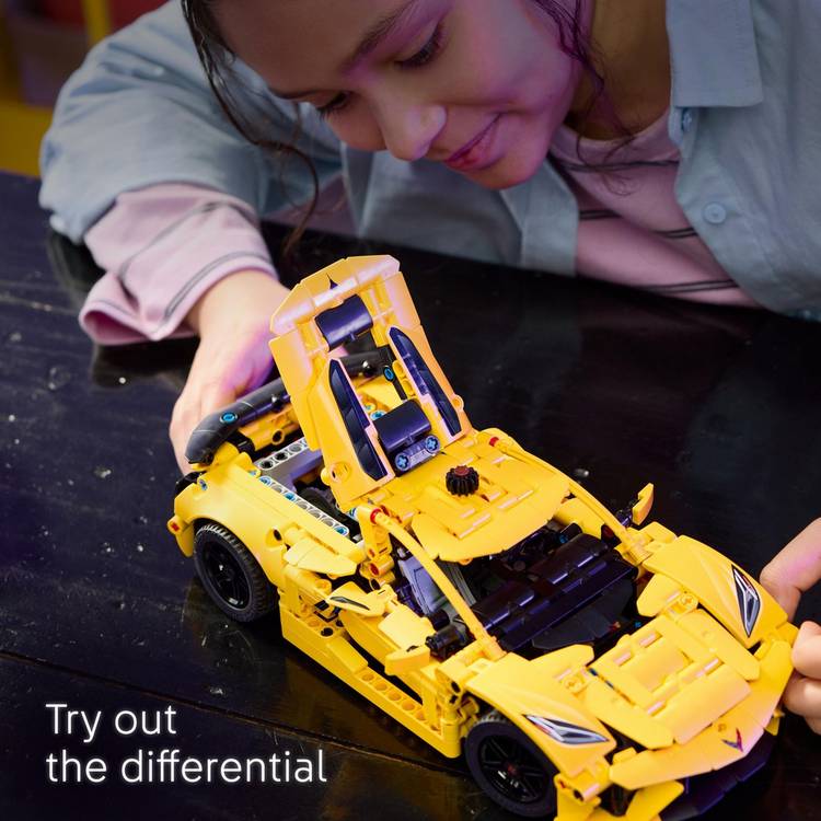 LEGO Technic Chevrolet Corvette Stingray building set 732-piece - British product