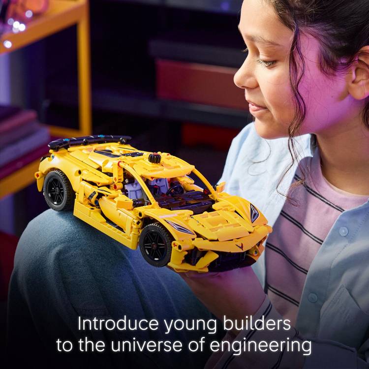 LEGO Technic Chevrolet Corvette Stingray building set 732-piece - British product