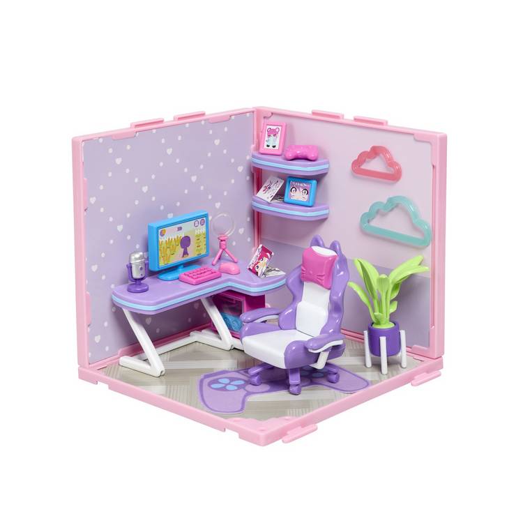Suite Spaces game room furniture set for dolls - British product