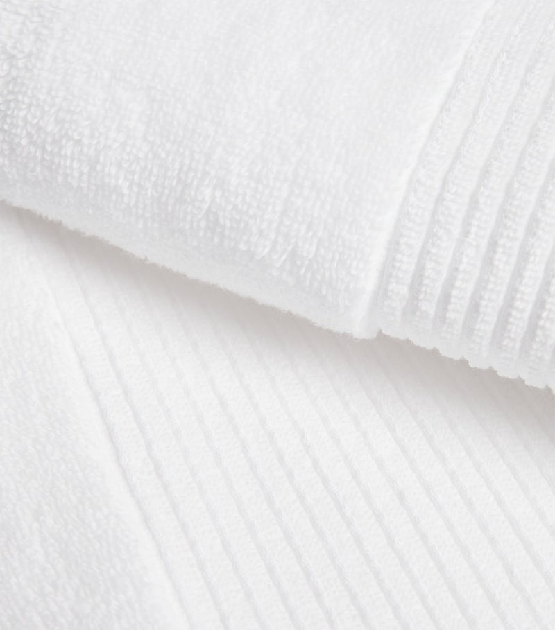 Harrods of London organic cotton hand towel 50cm x 100cm, UK version