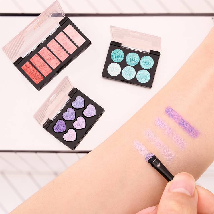 MGA Miniverse Make It Mini Makeup Set (British brand)