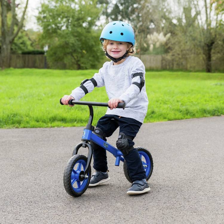 Xootz balance bike blue, imported from the UK