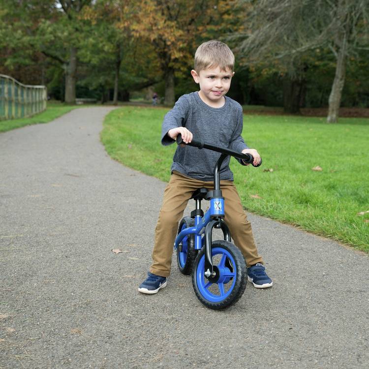 Xootz balance bike blue, imported from the UK