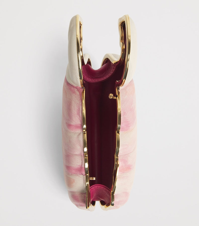 Chloé lambskin swan clutch bag H18cm (British brand)