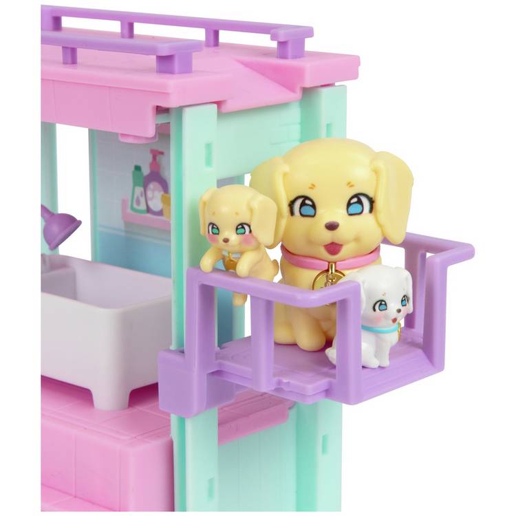 Little Live Pets Baby Care Clinic interactive toy, UK version