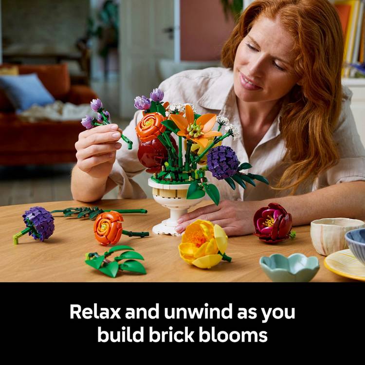 LEGO Botanicals Flower Arrangement building set 1161 pieces, imported from the UK
