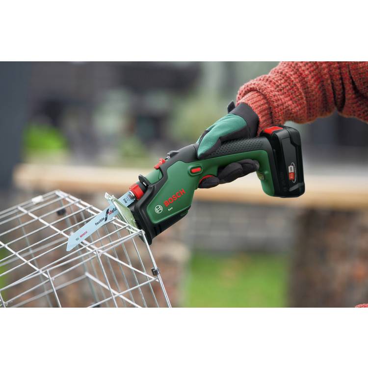 Bosch KEO cordless saw 18V 80mm cutting capacity - British product