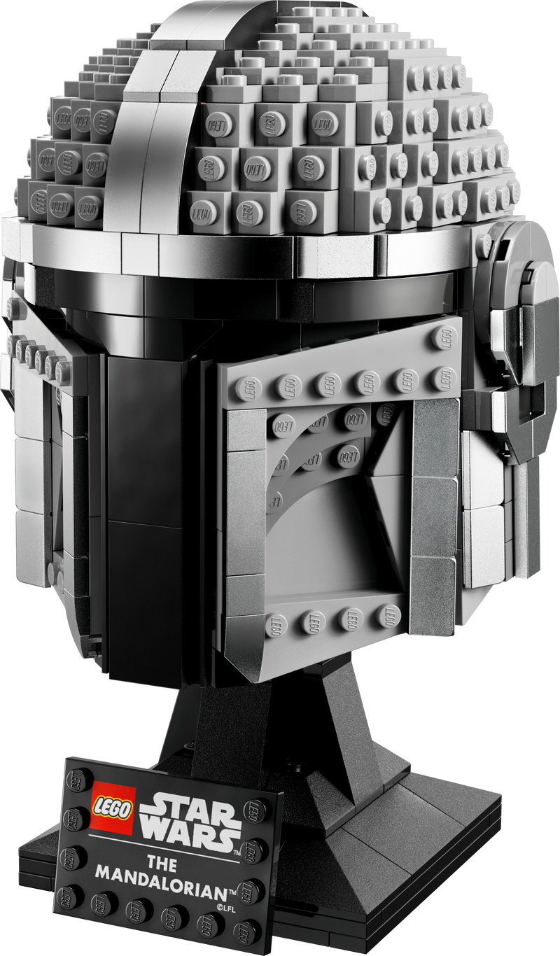 LEGO The Mandalorian Helmet 584 Pieces, imported from the UK