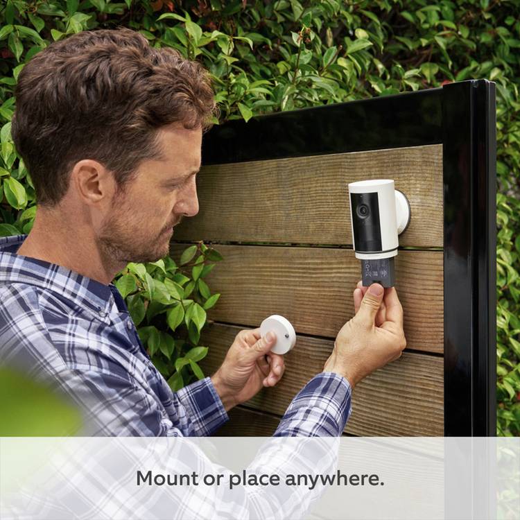 Ring outdoor security camera Plus Battery 2K white (British brand)