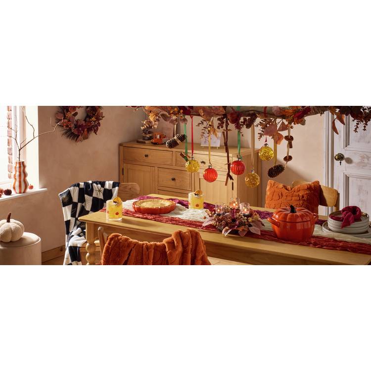 Argos Home pumpkin casserole dish orange 2.1 litre - British product