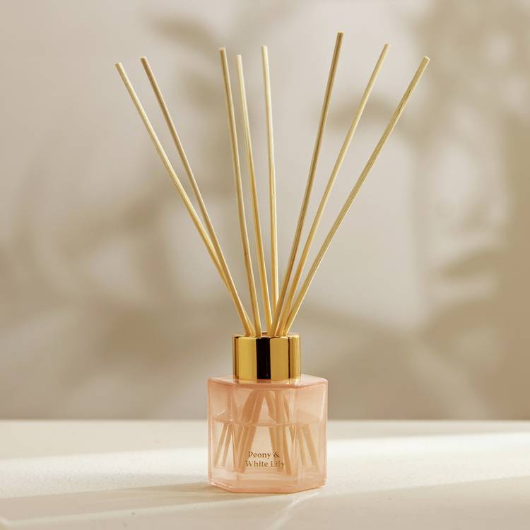 Argos Home reed diffuser Peony White Lily 50ml (British brand)