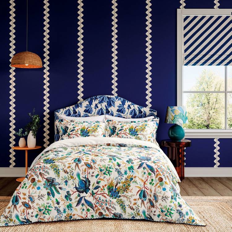 Harlequin Ric Rac Lapis wallpaper (British brand)