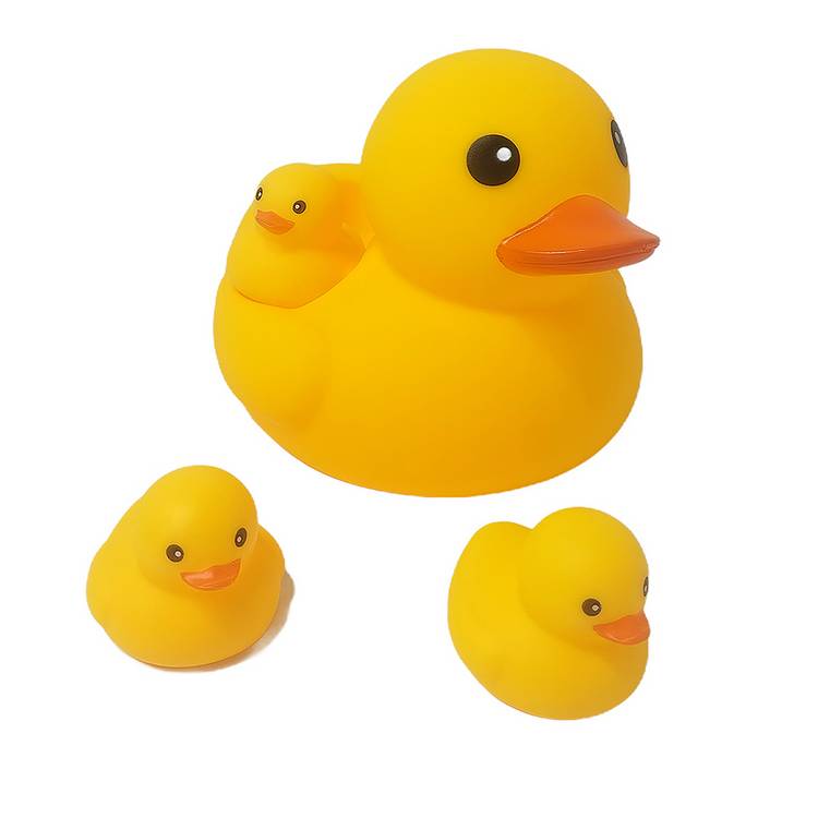 Chad Valley bathtime rubber duck set squeaky British brand