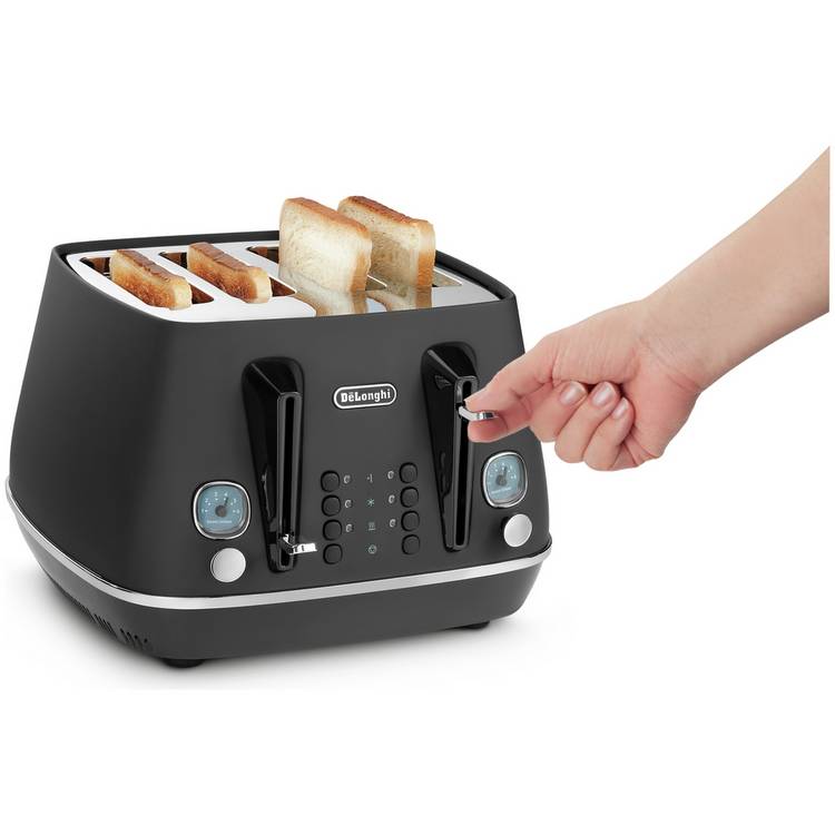 De'Longhi black 4 slice toaster - British product