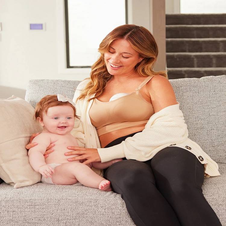 Momcozy M5 wearable single breast pump, UK version