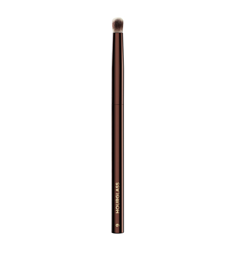 Hourglass No. 9 domed eyeshadow brush, UK version
