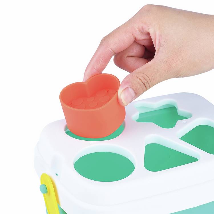 Chad Valley shape and stack bundle activity toy 19 pieces (British brand)