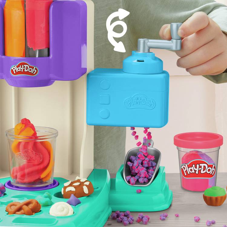 Play-Doh rainbow ice cream playset with 5 tubs, UK version