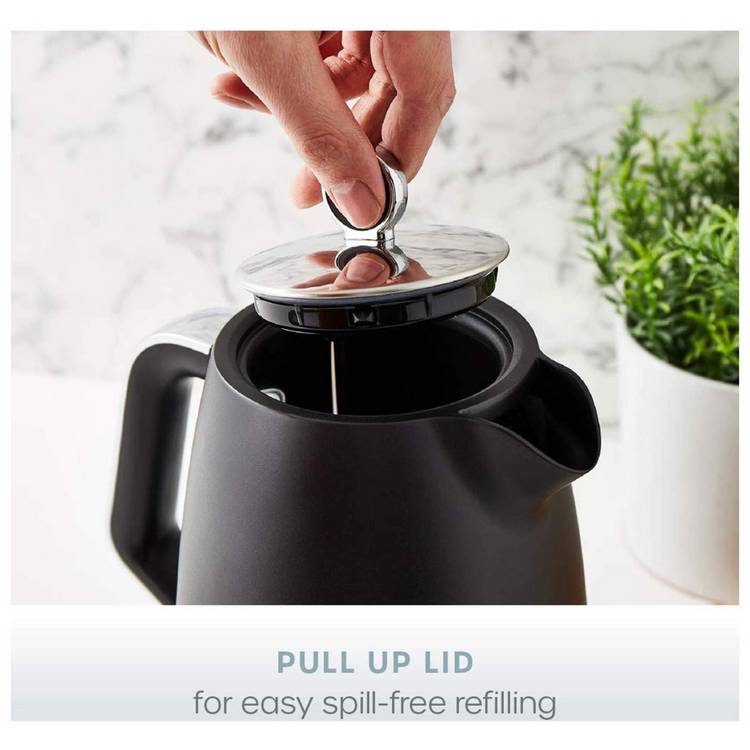 Swan electric kettle black 1.7L (British brand)
