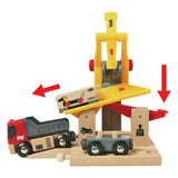 BRIO freight station magnetic cargo loading (British brand)