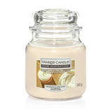 Yankee Candle scented candle Vanilla Frosting medium, imported from the UK