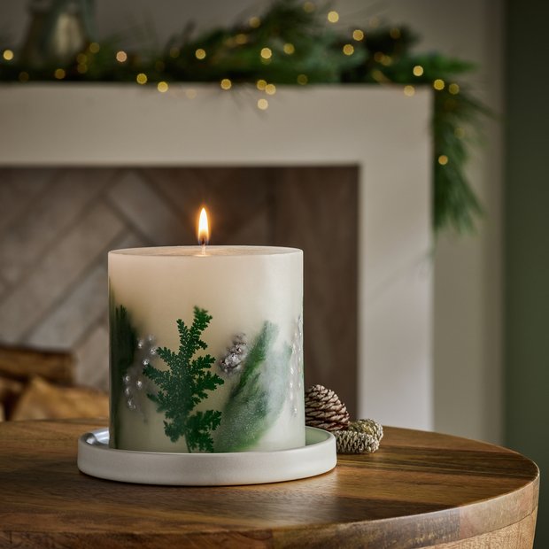 Habitat candle Under the Mistletoe 10.2cm, UK version