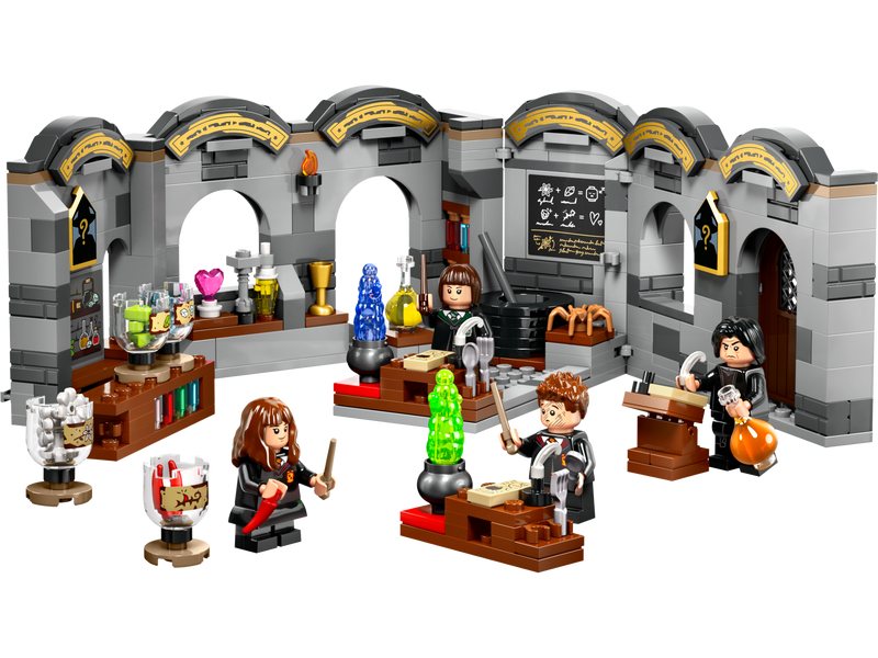 LEGO Hogwarts Castle Potions Class 397 Pieces, UK version
