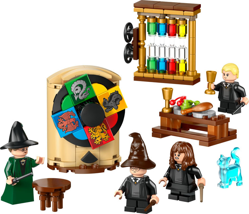LEGO Harry Potter Sorting Hat Ceremony building set 124 pieces (British brand)
