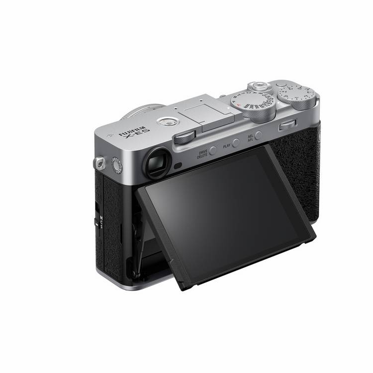 Fujifilm X-E5 silver mirrorless camera with XF23mm lens (British brand)
