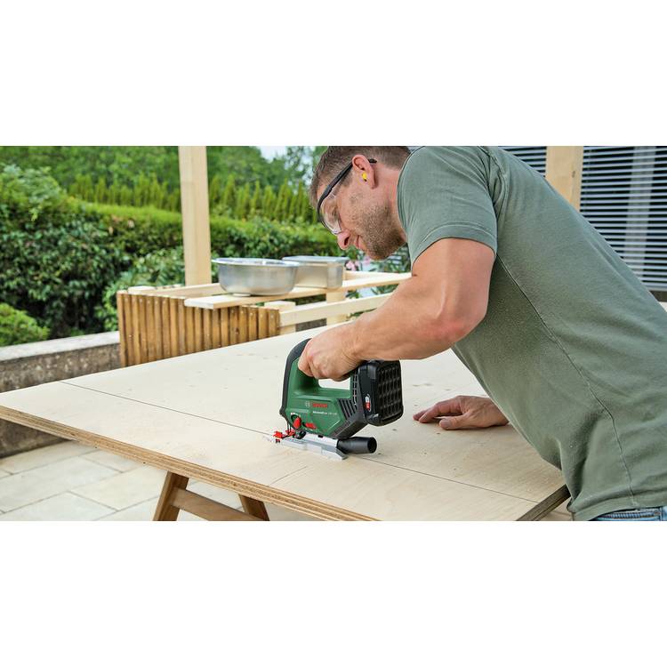 Bosch AdvancedSaw 18V-140 cordless jigsaw - British product