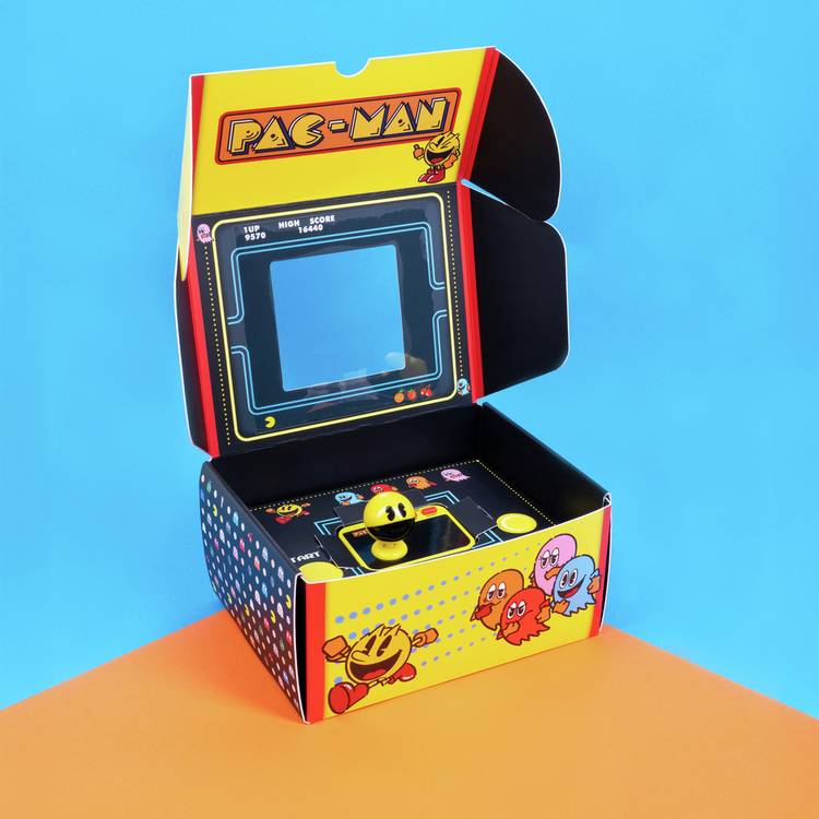 PAC-MAN Plug and Play retro gaming console - British product