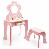Chad Valley wooden dresser toy with accessories (British brand)