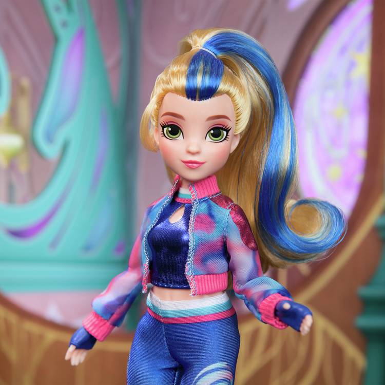 Unicorn Academy fashion doll Isabel 24cm tall, UK version