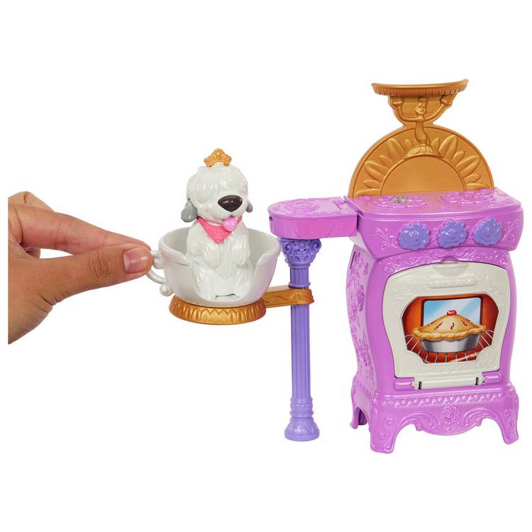 Disney Pet Palace playset with 3 animal figures - British product