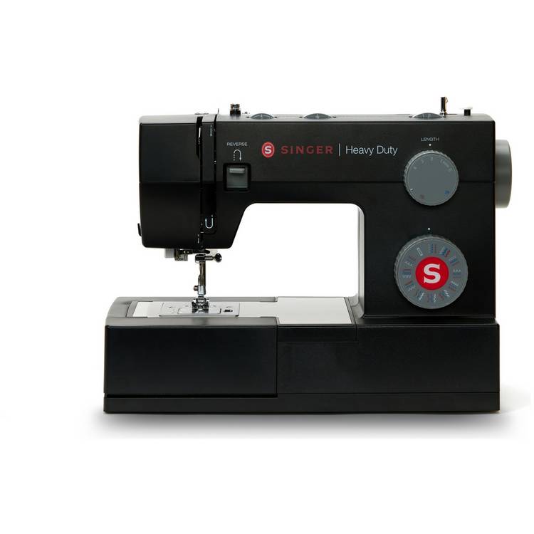 Singer heavy duty sewing machine with 32 stitches UK version