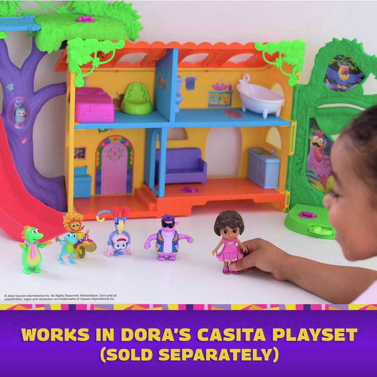 Dora Fantastic Friends figure pack with 5 characters, UK version