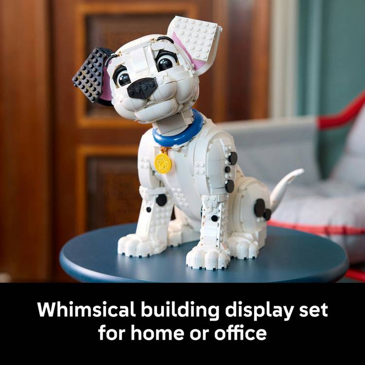 LEGO 101 Dalmatians puppy building set 1722 pieces (British brand)