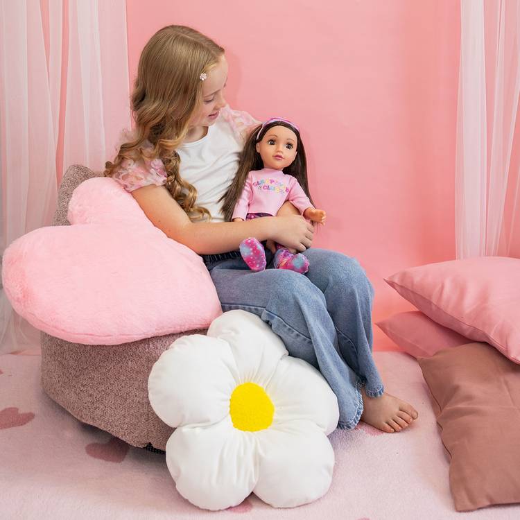 DesignAfriend 18 inch Sofie Sleepover Doll - British product