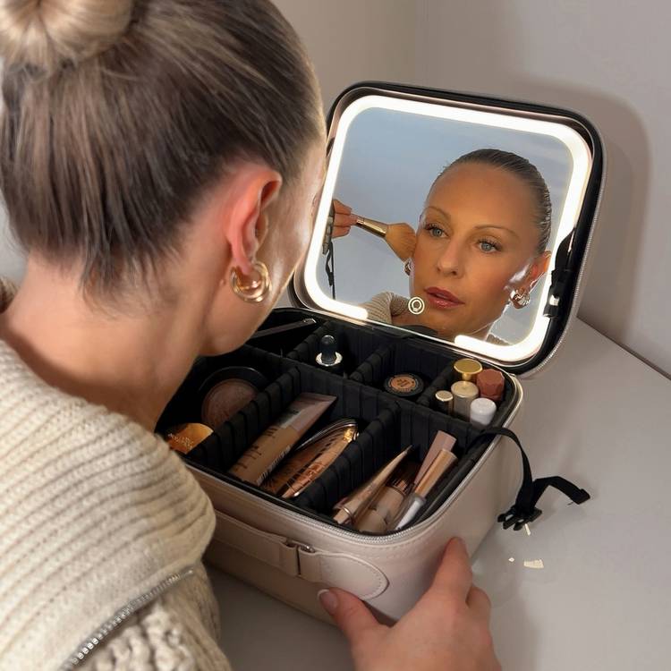 SENSSE Glow Up Vanity Case faux leather - British product