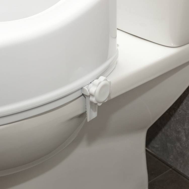 Aidapt raised toilet seat no lid - British brand