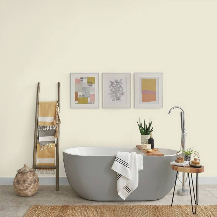 Johnstone's bathroom paint Antique Cream 2.5L, UK version