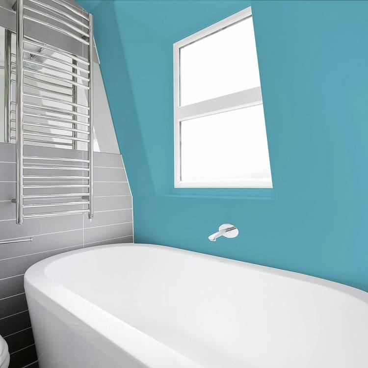 Johnstone's bathroom paint Island Breeze 2.5L, UK version