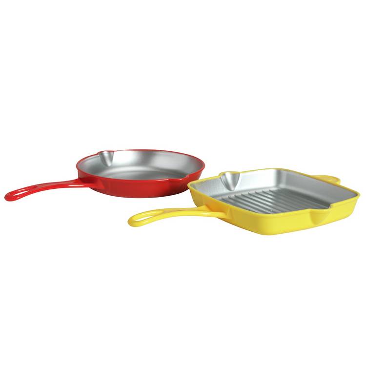 Chad Valley role play pots and pans set - British product