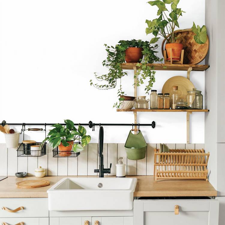 Johnstone's kitchen matt paint brilliant white 2.5L, imported from the UK