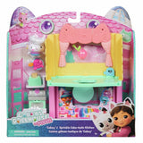 Gabby's Dollhouse Cakey's Kitchen playset with 8 accessories - British product