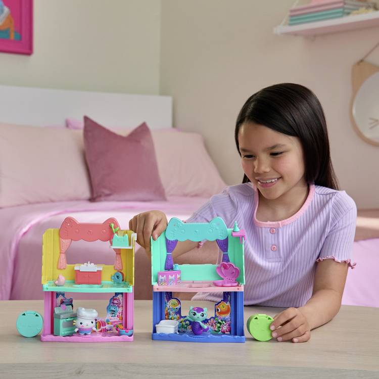 Gabby's Dollhouse Cakey's Kitchen playset with 8 accessories - British product