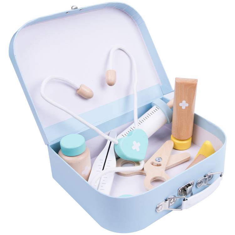 Chad Valley wooden doctor set with 14 pieces (British brand)